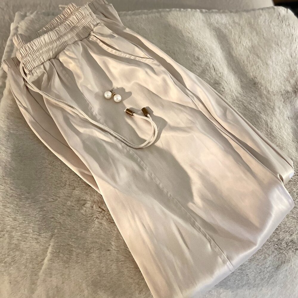 BOUTIQUE / VINTAGE PEARL BAGGY PANT/JOGGERS